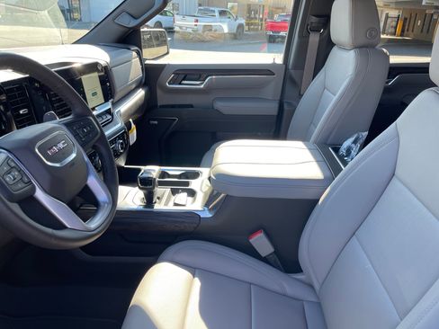 New 2026 GMC Sierra 1500 SLT w/ SLT Premium Package image 12