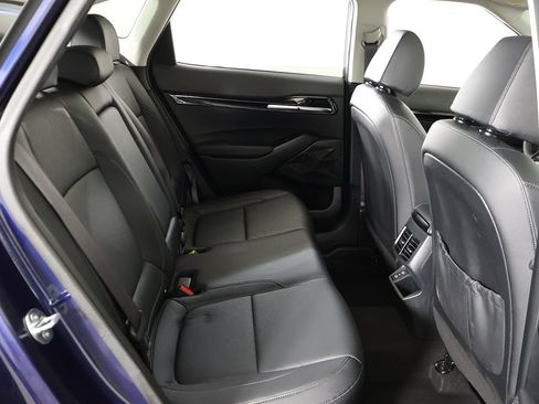 Used 2024 Kia Seltos EX AWD/4WD image 36