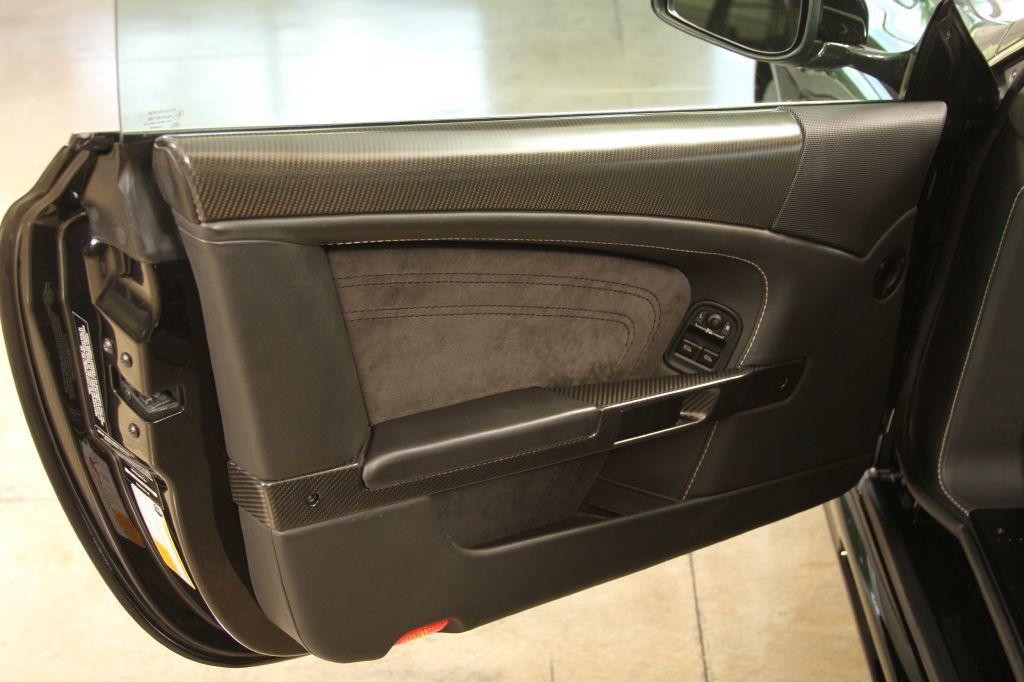 Used 2009 Aston Martin DBS Coupe RWD image 43
