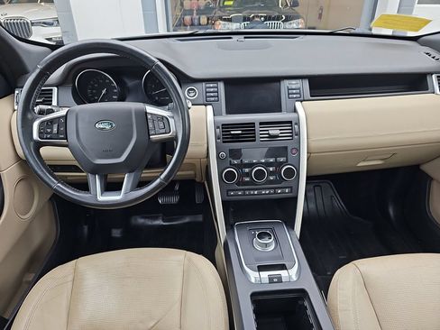 Used 2016 Land Rover Discovery Sport HSE AWD/4WD image 11