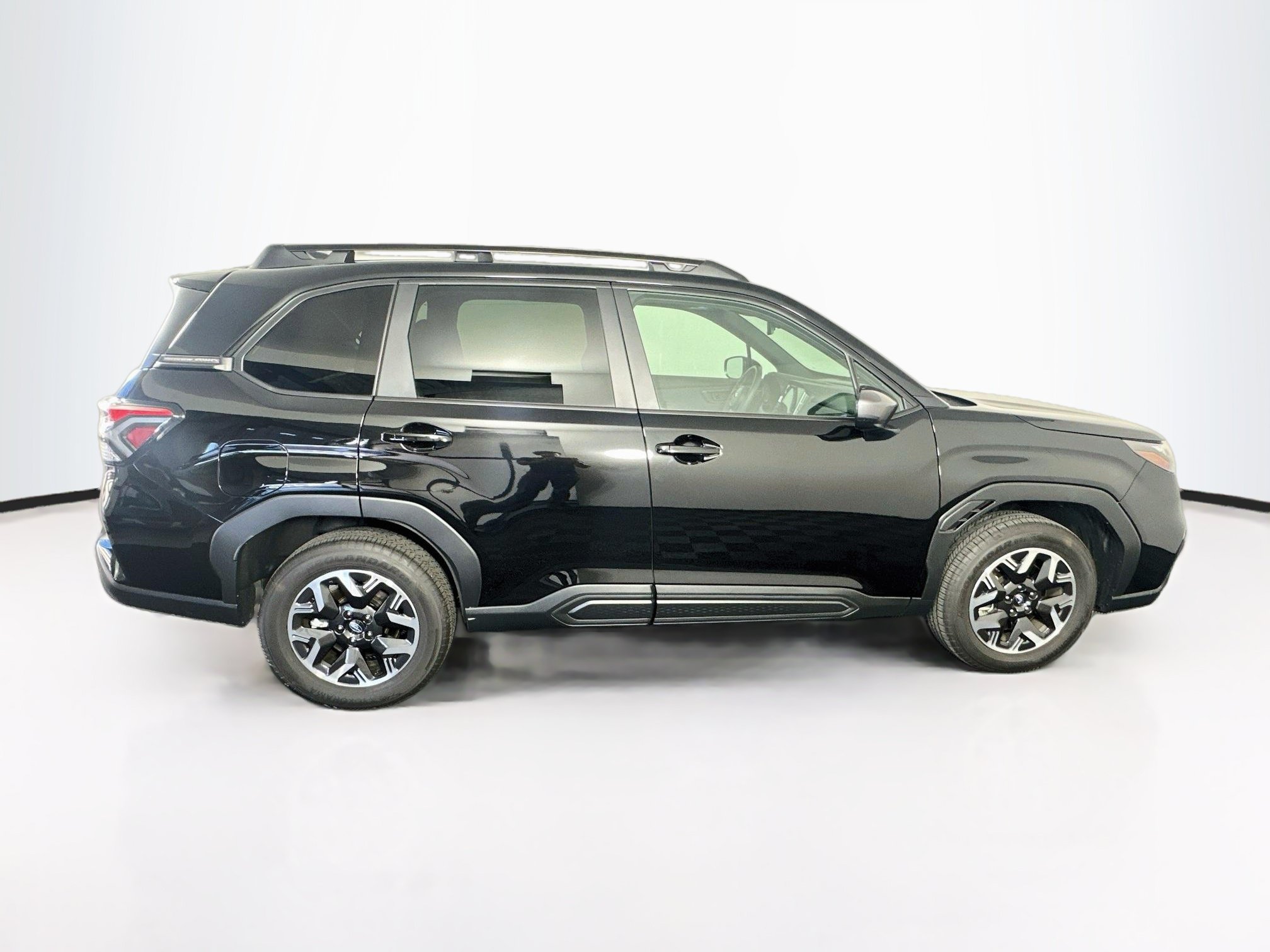 Used 2026 Subaru Forester Premium AWD/4WD image 10