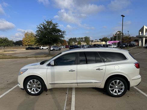 Used 2014 Buick Enclave Premium w/ Trailering Provision Package image 2