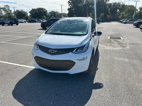 Used 2020 Chevrolet Bolt Premier w/ Infotainment Package FWD image 14
