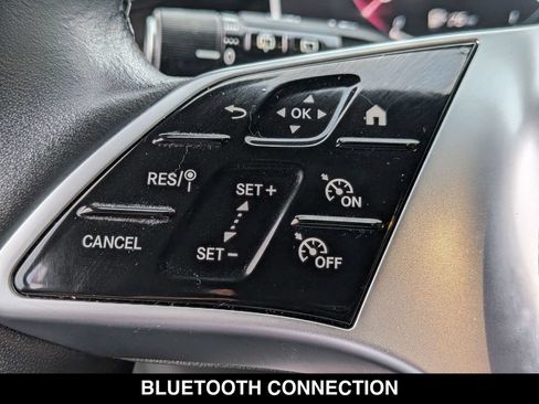 Certified 2023 Mercedes-Benz GLC 300 4MATIC image 5