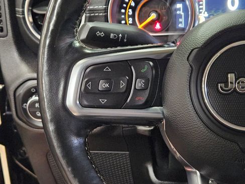 Used 2020 Jeep Gladiator Overland AWD/4WD image 43