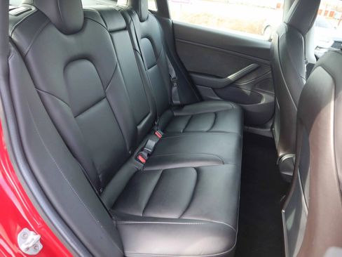 Used 2019 Tesla Model 3 Long Range image 4