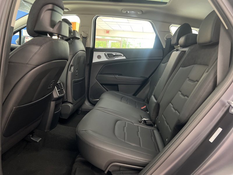 New 2026 Kia Sportage SX FWD image 16