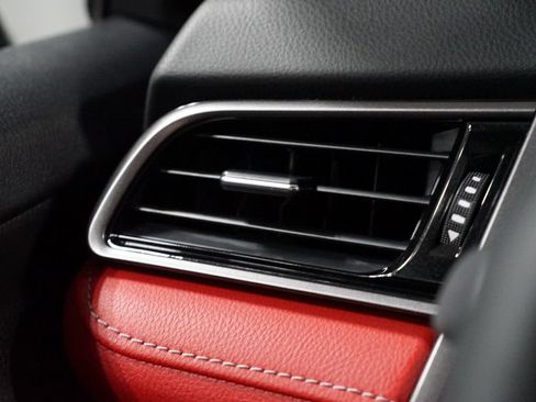 Certified 2022 Toyota Camry XSE FWD image 26