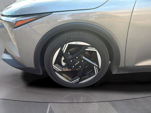 Used 2025 Kia K4 EX FWD image 19