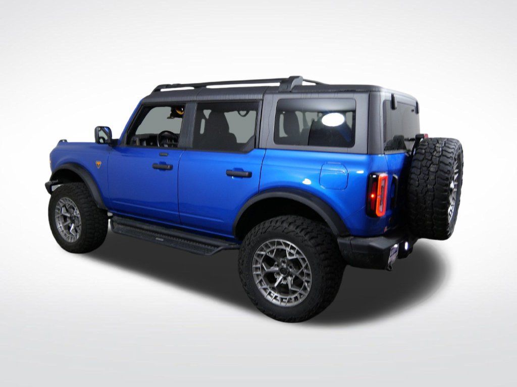 Used 2024 Ford Bronco Badlands AWD/4WD image 6