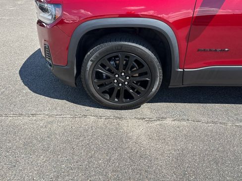 Certified 2023 GMC Acadia SLT w/ Elevation Edition AWD/4WD image 9