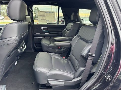 New 2025 Ford Expedition Platinum w/ Stealth Performance Package image 36