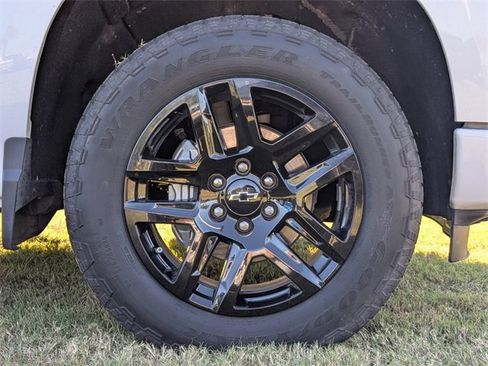 Certified 2024 Chevrolet Silverado 1500 RST image 13