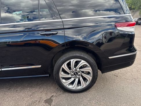 Certified 2023 Lincoln Navigator Reserve AWD/4WD image 37