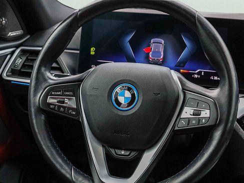 Used 2023 BMW i4 eDrive35 w/ Premium Package RWD image 13