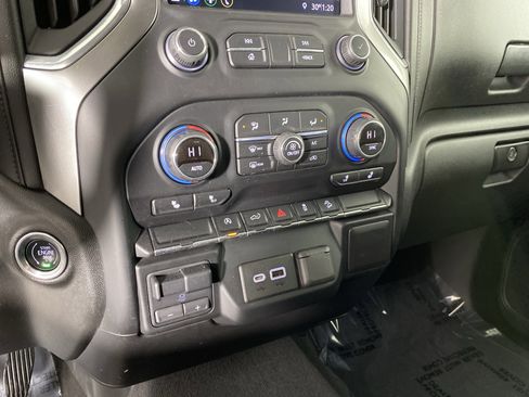 Used 2019 Chevrolet Silverado 1500 RST w/ All-Star Edition image 29