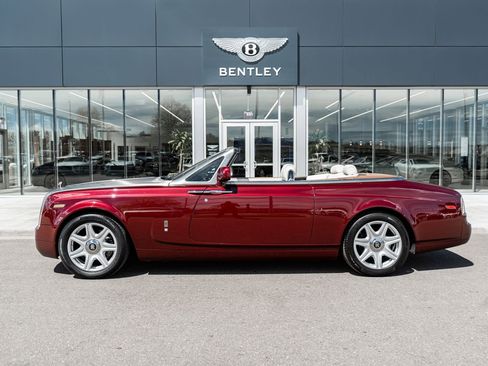 Used 2010 Rolls-Royce Phantom Drophead Coupe image 5