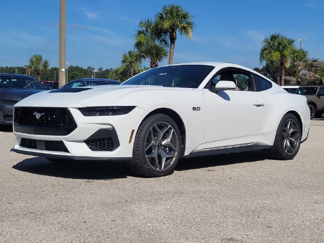 New 2026 Ford Mustang GT w/ GT Performance Package RWD image 32