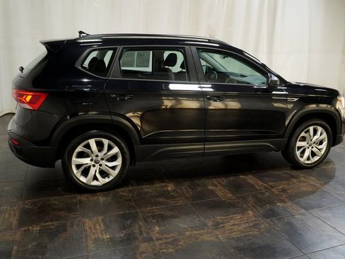 Used 2023 Volkswagen Taos S image 3