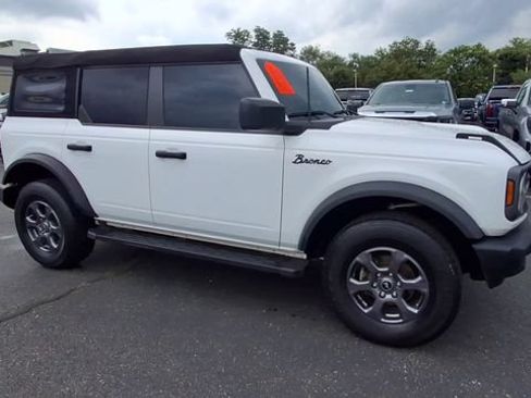 Used 2023 Ford Bronco Big Bend AWD/4WD image 2