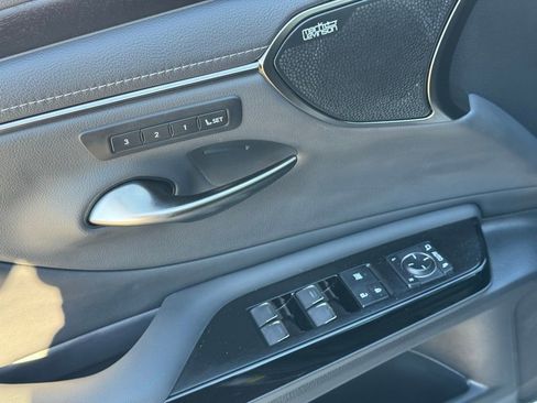 Used 2024 Lexus ES 350 Ultra Luxury w/ Accessory Package (Z2) image 25