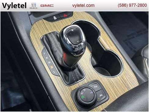 Used 2019 GMC Acadia Denali w/ Technology Package image 30