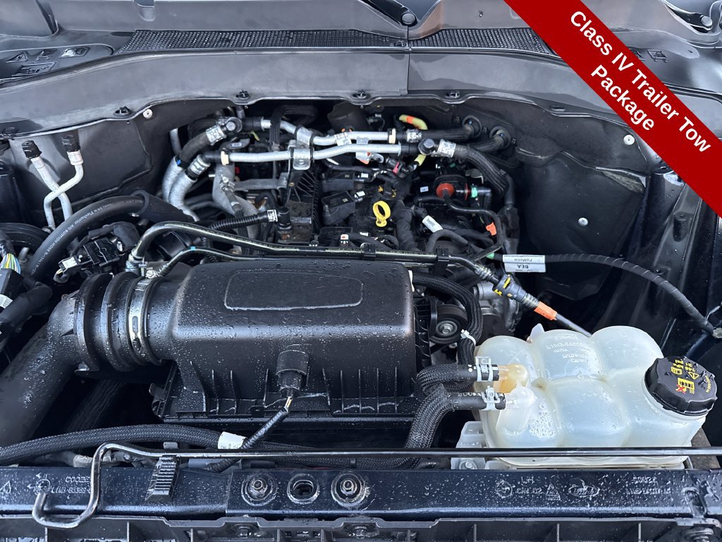 Used 2022 Ford Explorer XLT AWD/4WD image 24