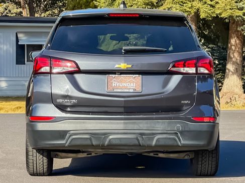 Used 2022 Chevrolet Equinox LS w/ LS Convenience Package image 5