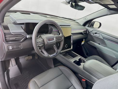 New 2026 GMC Acadia AT4 w/ Luxury Package AWD/4WD image 3