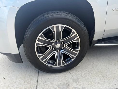 Used 2019 GMC Yukon XL SLT AWD/4WD image 77