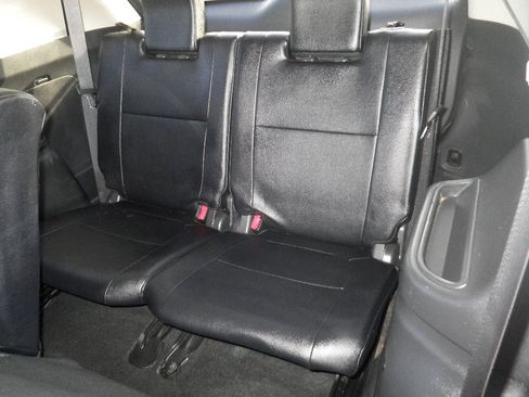 Used 2017 Mitsubishi Outlander SEL image 26