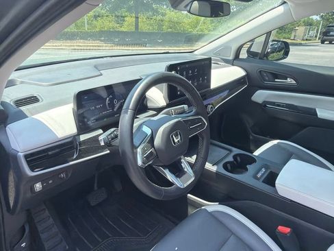 Used 2025 Honda Prologue Touring image 8