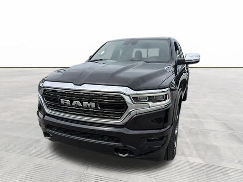 Used 2022 RAM 1500 Limited AWD/4WD image 2