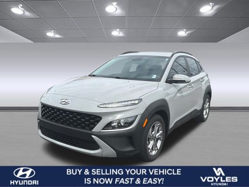 Certified 2022 Hyundai Kona SEL w/ Convenience Package FWD image 1