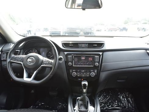 Used 2018 Nissan Rogue SV w/ Premium Package AWD/4WD image 35