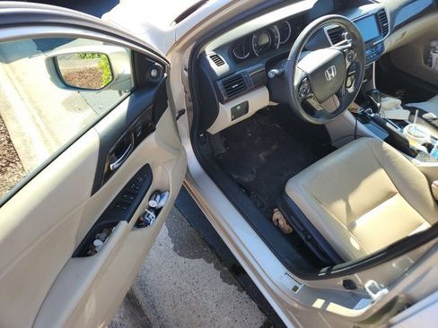 Used 2016 Honda Accord EX-L image 11