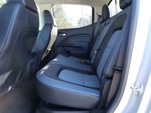 Used 2015 Chevrolet Colorado Z71 image 10