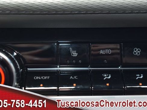 New 2026 Chevrolet Equinox LT w/ Convenience Package II FWD image 31