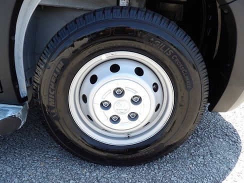 Used 2023 RAM ProMaster 2500 image 45