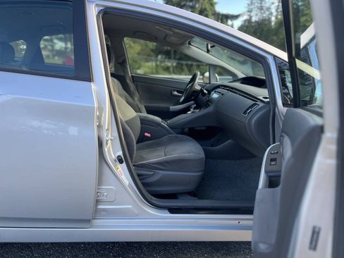 Used 2010 Toyota Prius FWD image 18