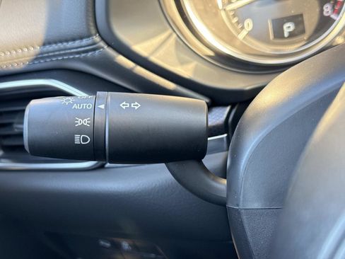 Used 2023 MAZDA CX-5 Carbon Edition image 10