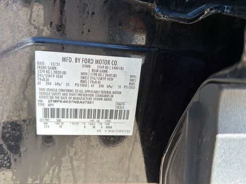 Used 2022 Ford Edge Titanium w/ Equipment Group 301A AWD/4WD image 9