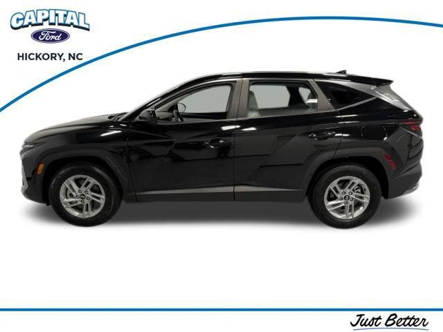 Used 2025 Hyundai Tucson SE FWD image 5