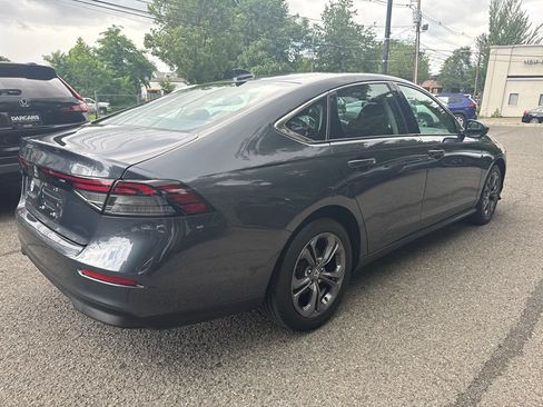 Used 2023 Honda Accord EX image 7