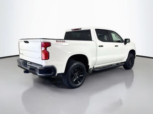 Used 2025 Chevrolet Silverado 1500 LT Trail Boss w/ Protection Package AWD/4WD image 7