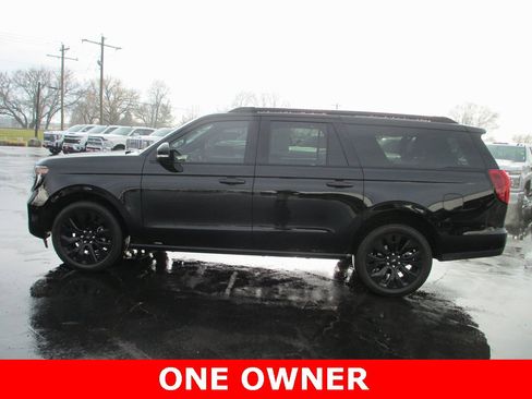 Used 2025 Ford Expedition Max Platinum w/ Stealth Appearance Package image 10