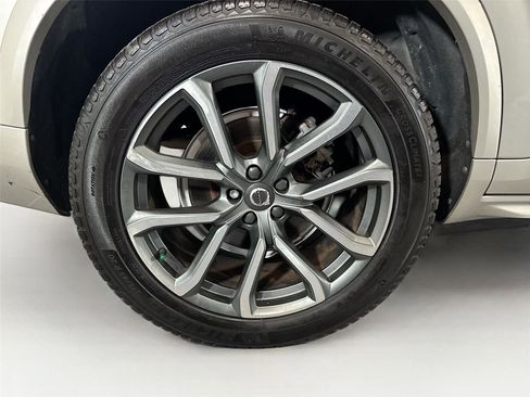 Used 2017 Volvo XC90 T6 Momentum w/ Vision Package AWD/4WD image 36