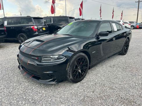 Used 2019 Dodge Charger R/T RWD image 17