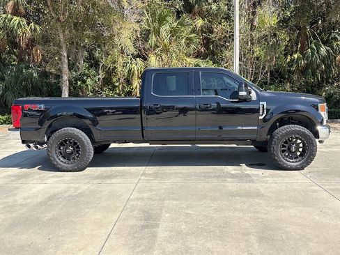 Used 2021 Ford F350 Lariat w/ Lariat Value Package image 2