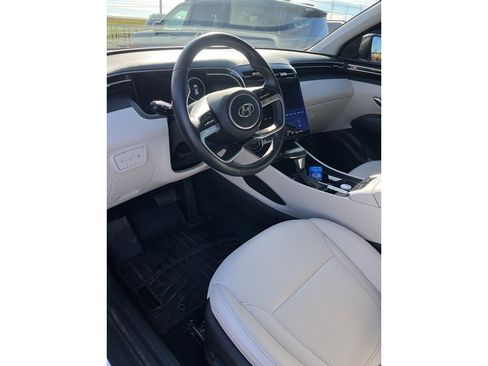 Used 2024 Hyundai Tucson SEL w/ Convenience Package image 3